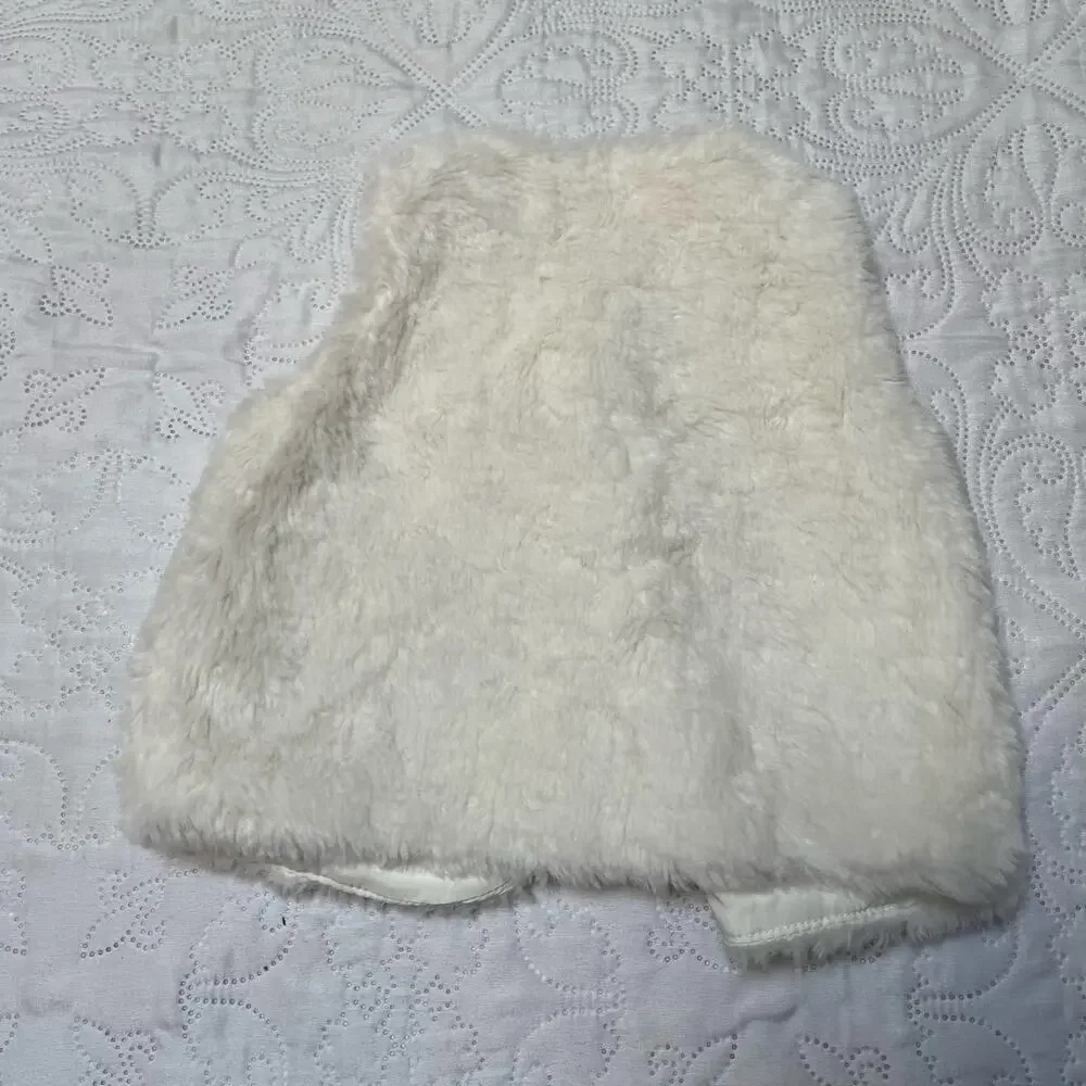 Gap Faux Fur Vest Size 2
